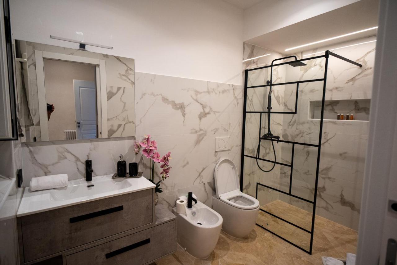 Luxury Cecilia Via Antonio Del Re 9 Tivoli Hotel Buitenkant foto