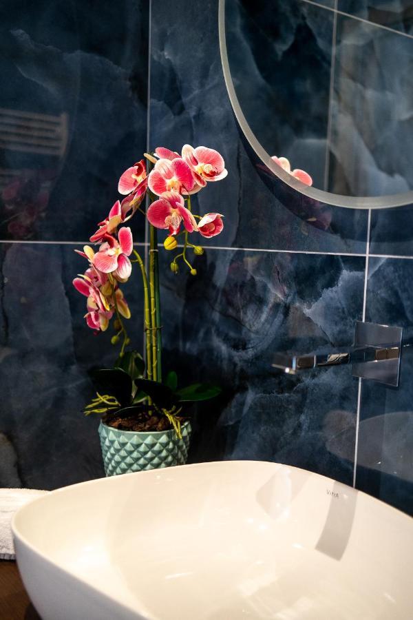 Luxury Cecilia Via Antonio Del Re 9 Tivoli Hotel Buitenkant foto