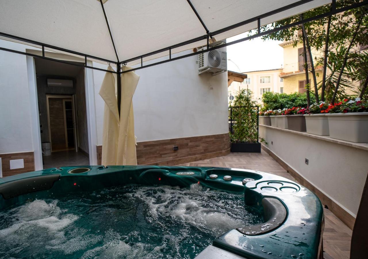 Luxury Cecilia Via Antonio Del Re 9 Tivoli Hotel Buitenkant foto