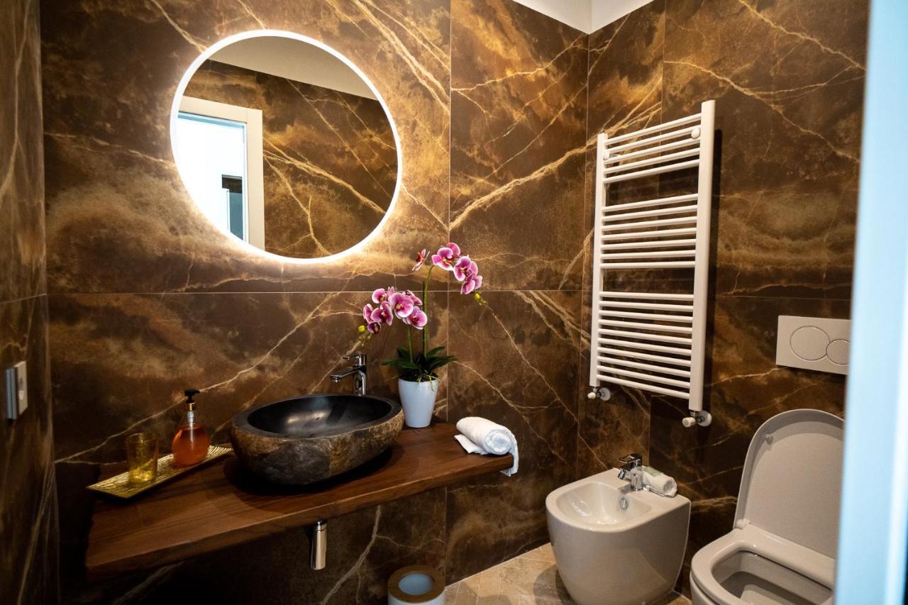Luxury Cecilia Via Antonio Del Re 9 Tivoli Hotel Buitenkant foto