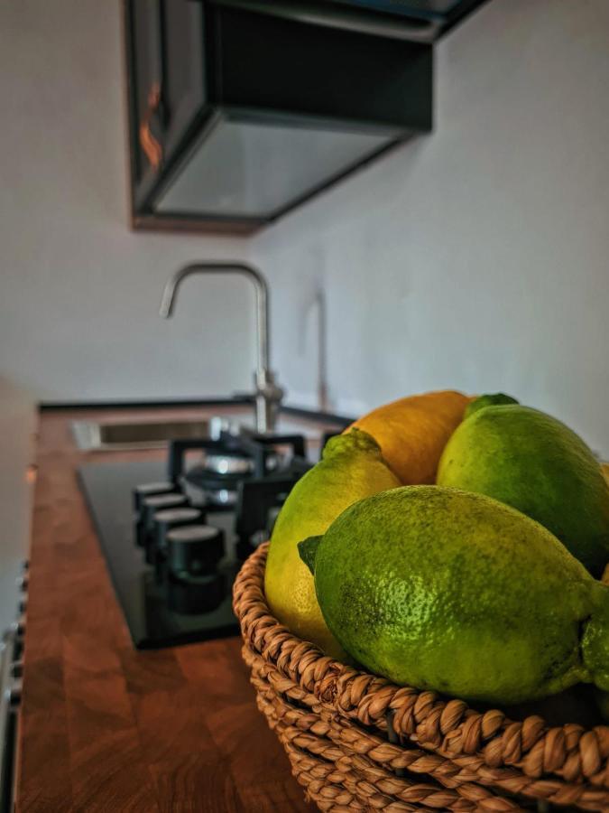 Luxury Cecilia Via Antonio Del Re 9 Tivoli Hotel Buitenkant foto